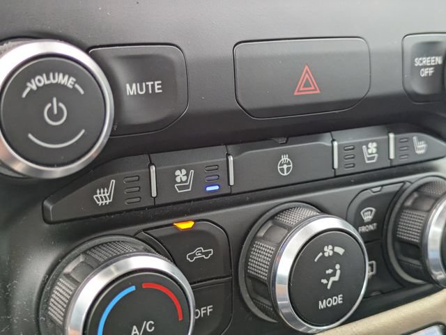 Used 2022 RAM 1500 Laramie AWD/4WD image 22