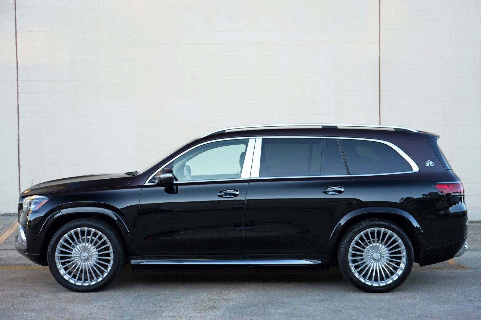 Used 2023 Mercedes-Benz Maybach GLS 600 4MATIC image 69