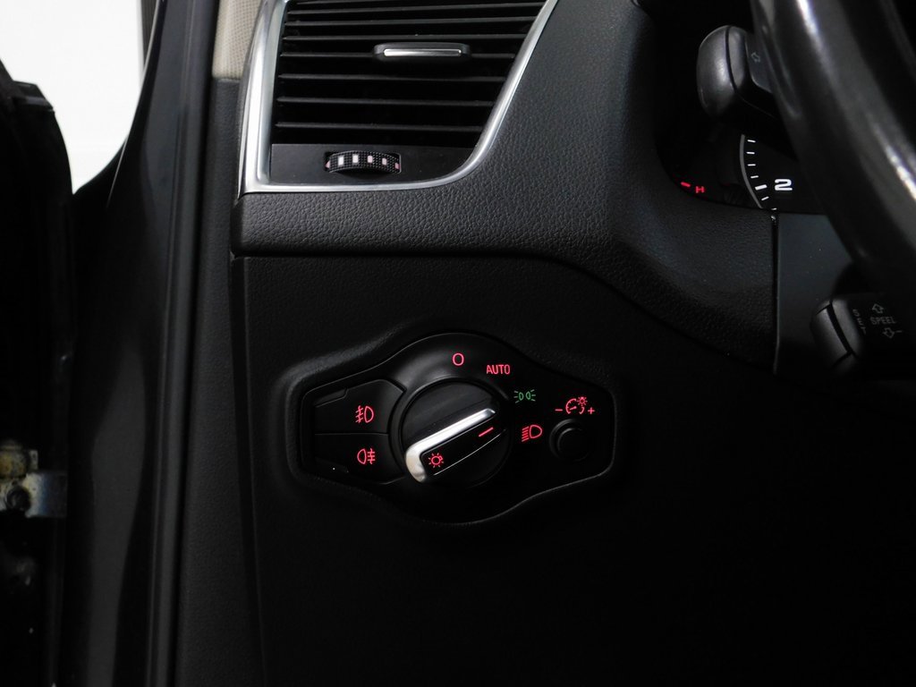 Used 2012 Audi Q5 2.0T Premium Plus image 42