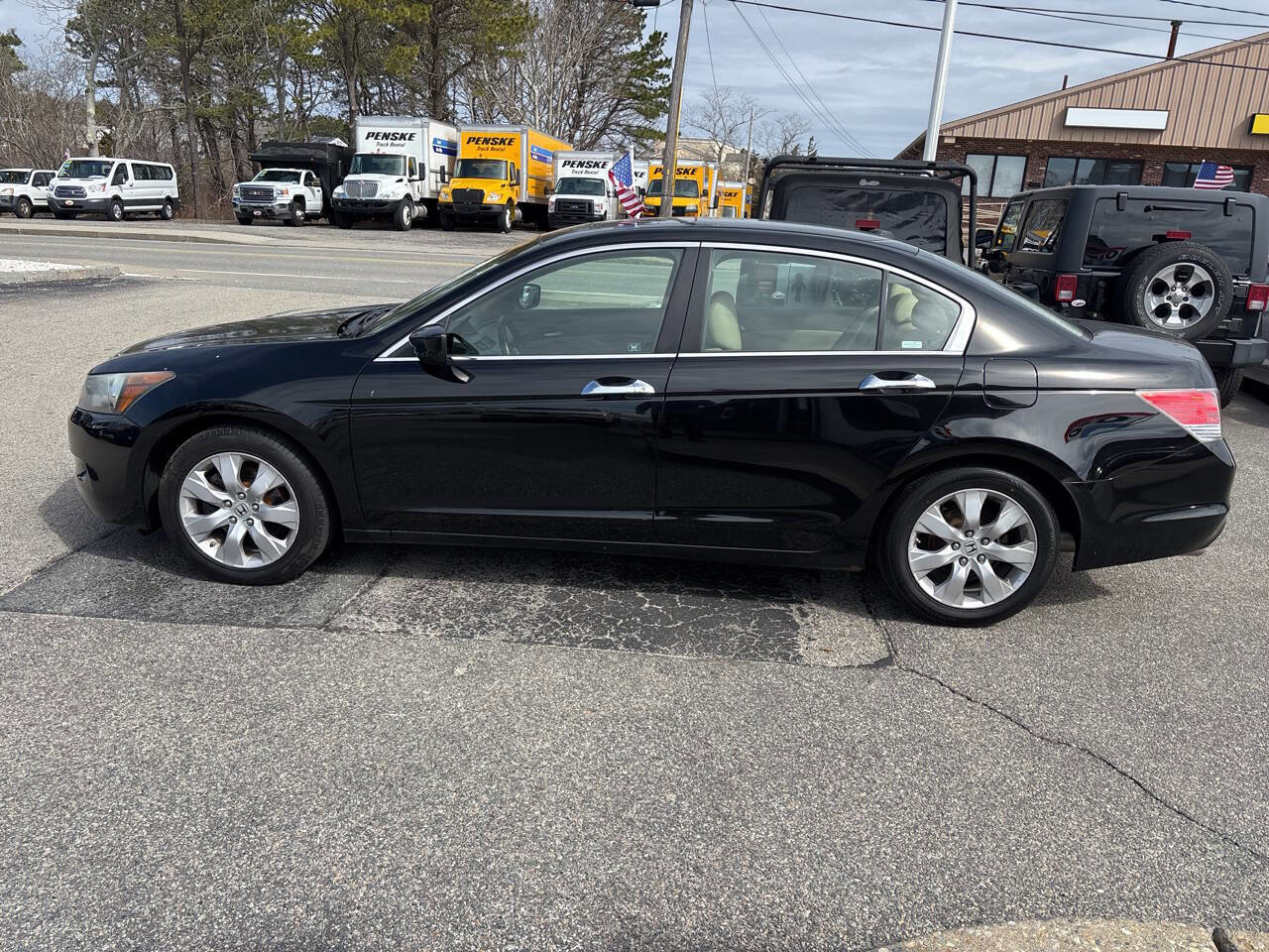 Used 2009 Honda Accord EX-L image 8
