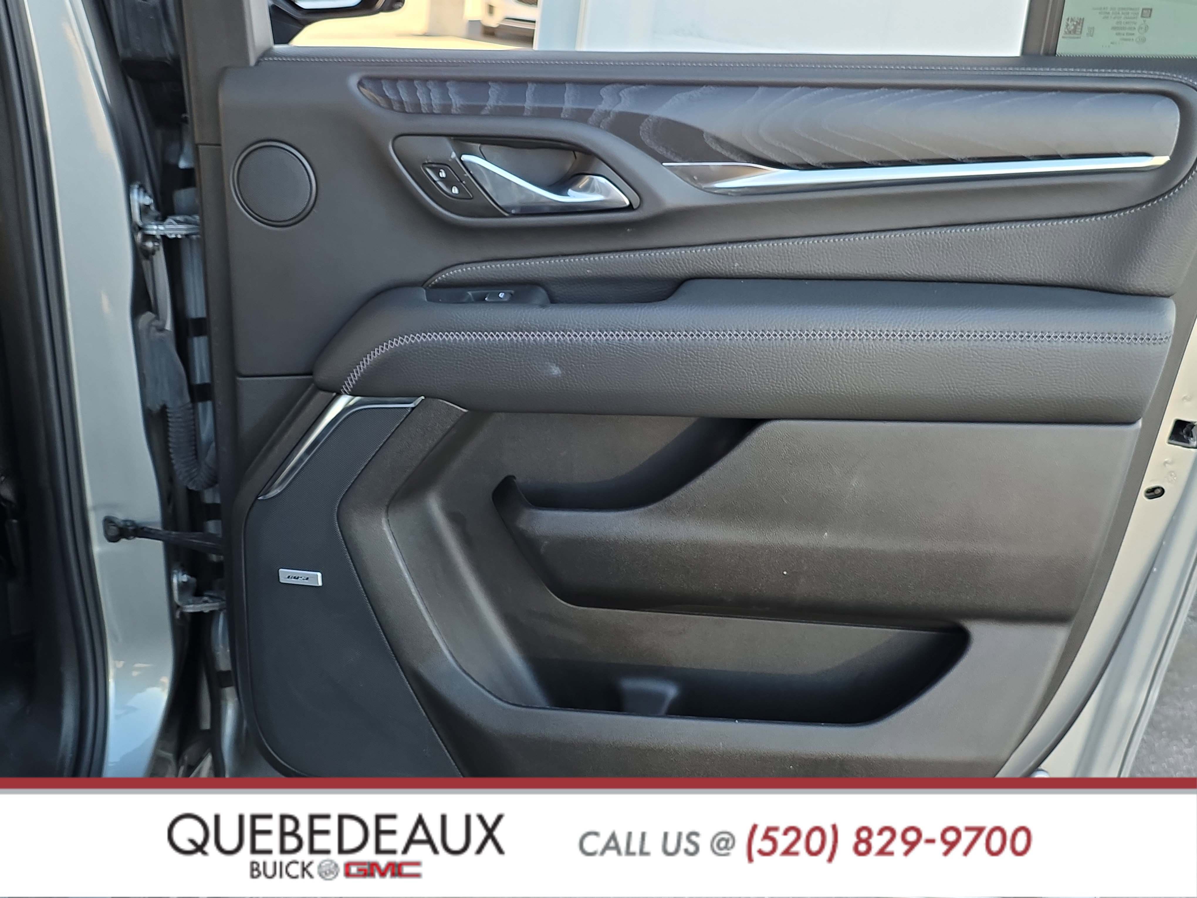 Used 2024 GMC Yukon XL Denali w/ Advanced Technology Package image 29