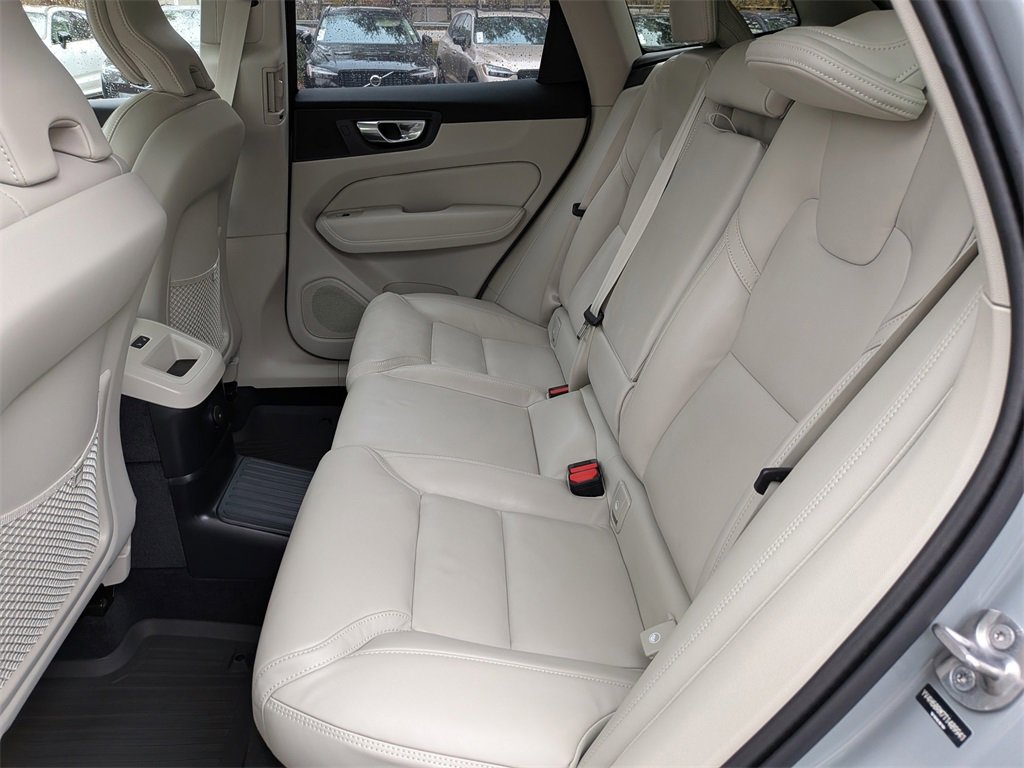 New 2026 Volvo XC60 T8 Ultra w/ Protection Package Premier image 15