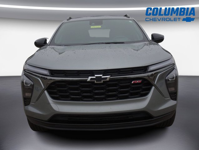 Used 2025 Chevrolet Trax RS w/ Sunroof Package FWD image 7