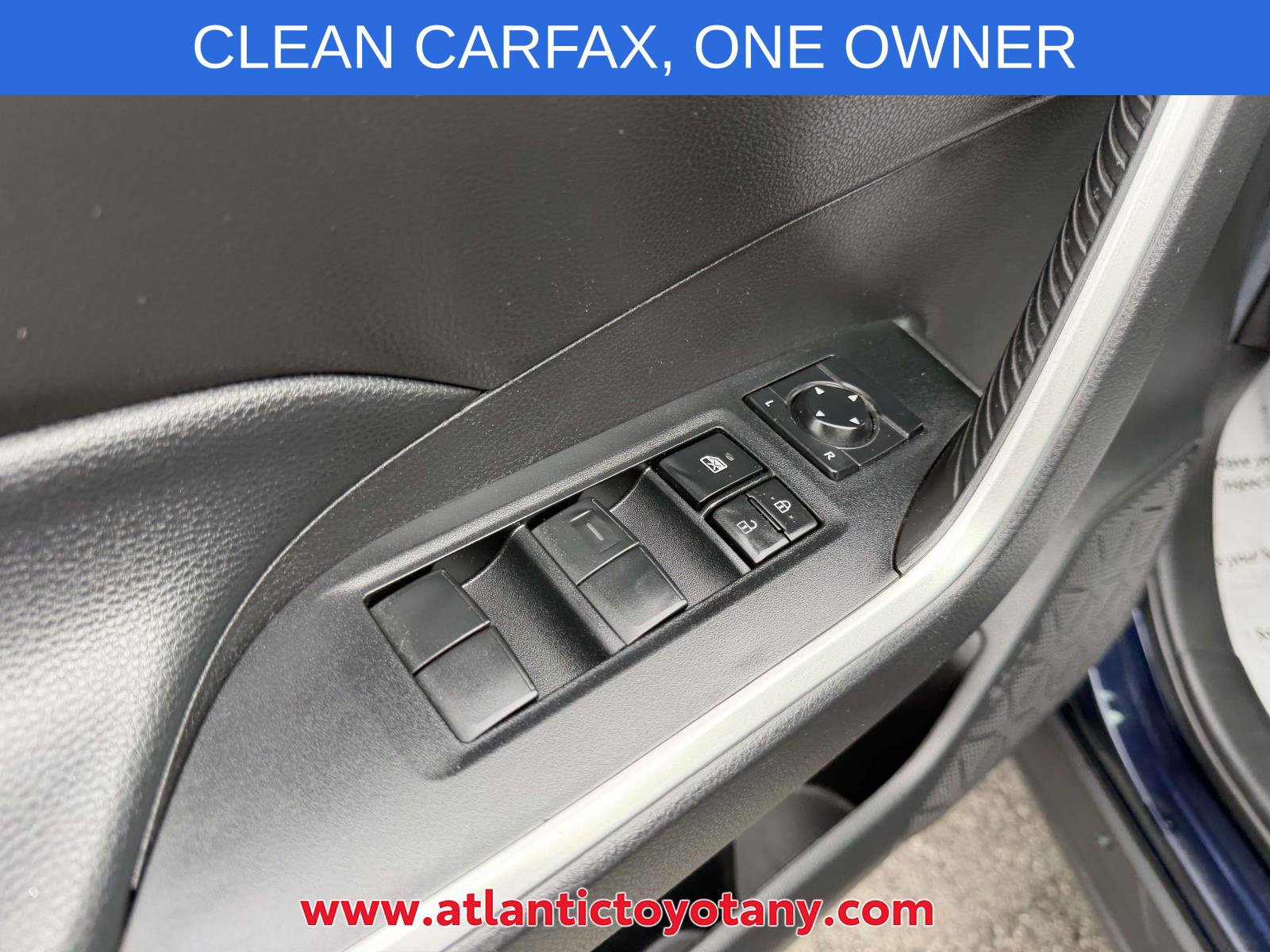 Used 2021 Toyota RAV4 XLE AWD/4WD image 23