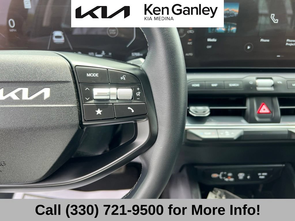 Certified 2025 Kia K4 GT-Line Turbo FWD image 32