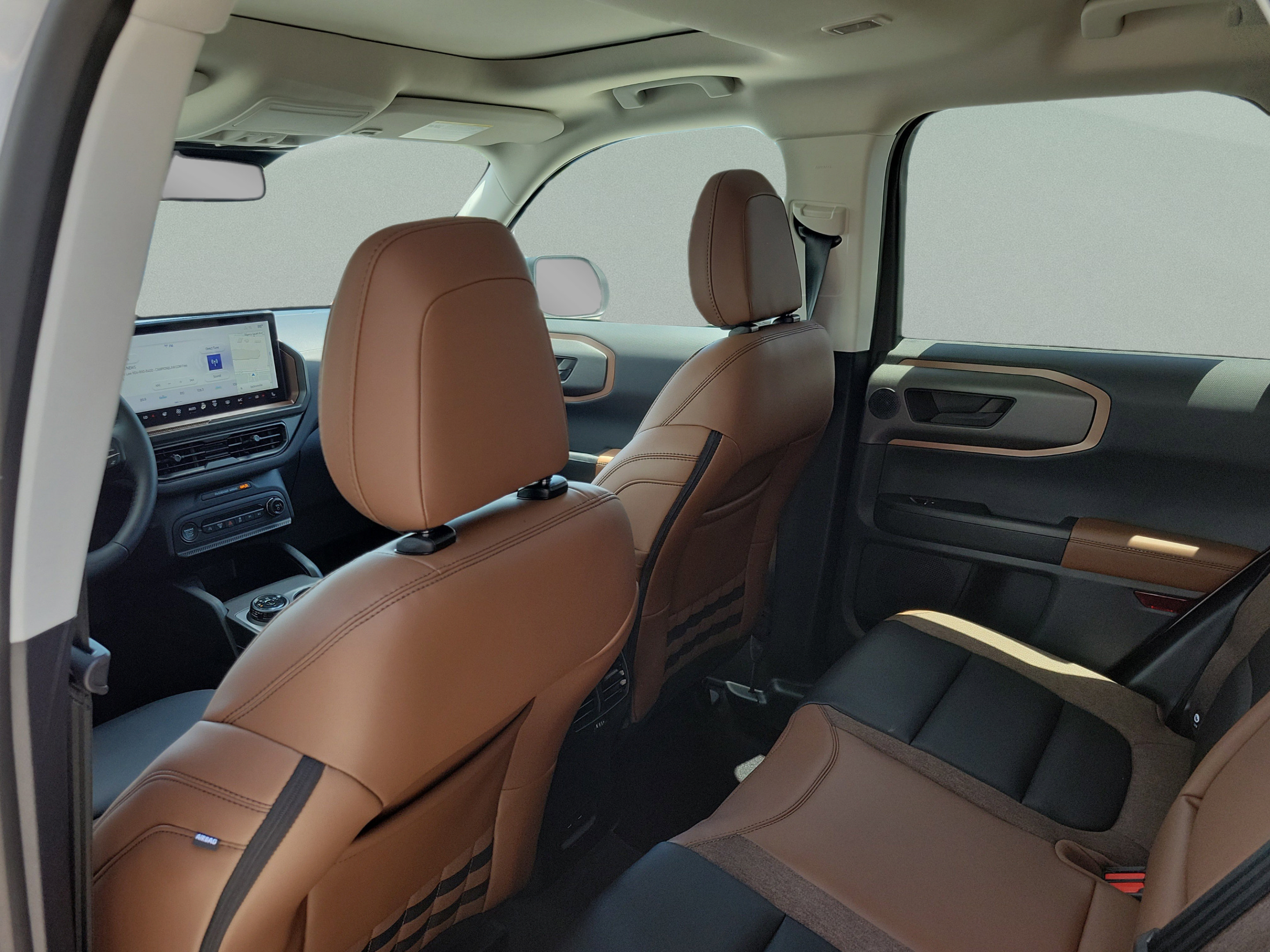 New 2026 Ford Bronco Sport Outer Banks w/ Outer Banks Tech Package+ AWD/4WD image 12