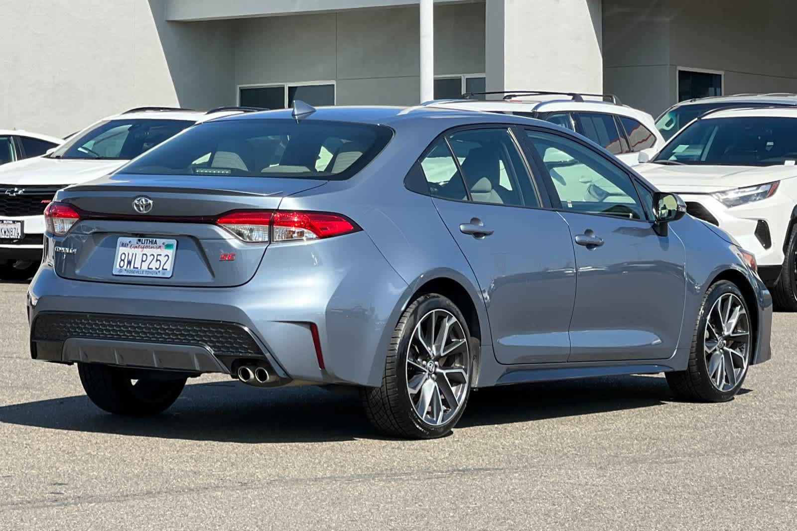 Used 2021 Toyota Corolla SE FWD video 2