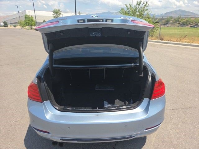 Used 2013 BMW 328i xDrive Sedan AWD/4WD image 16