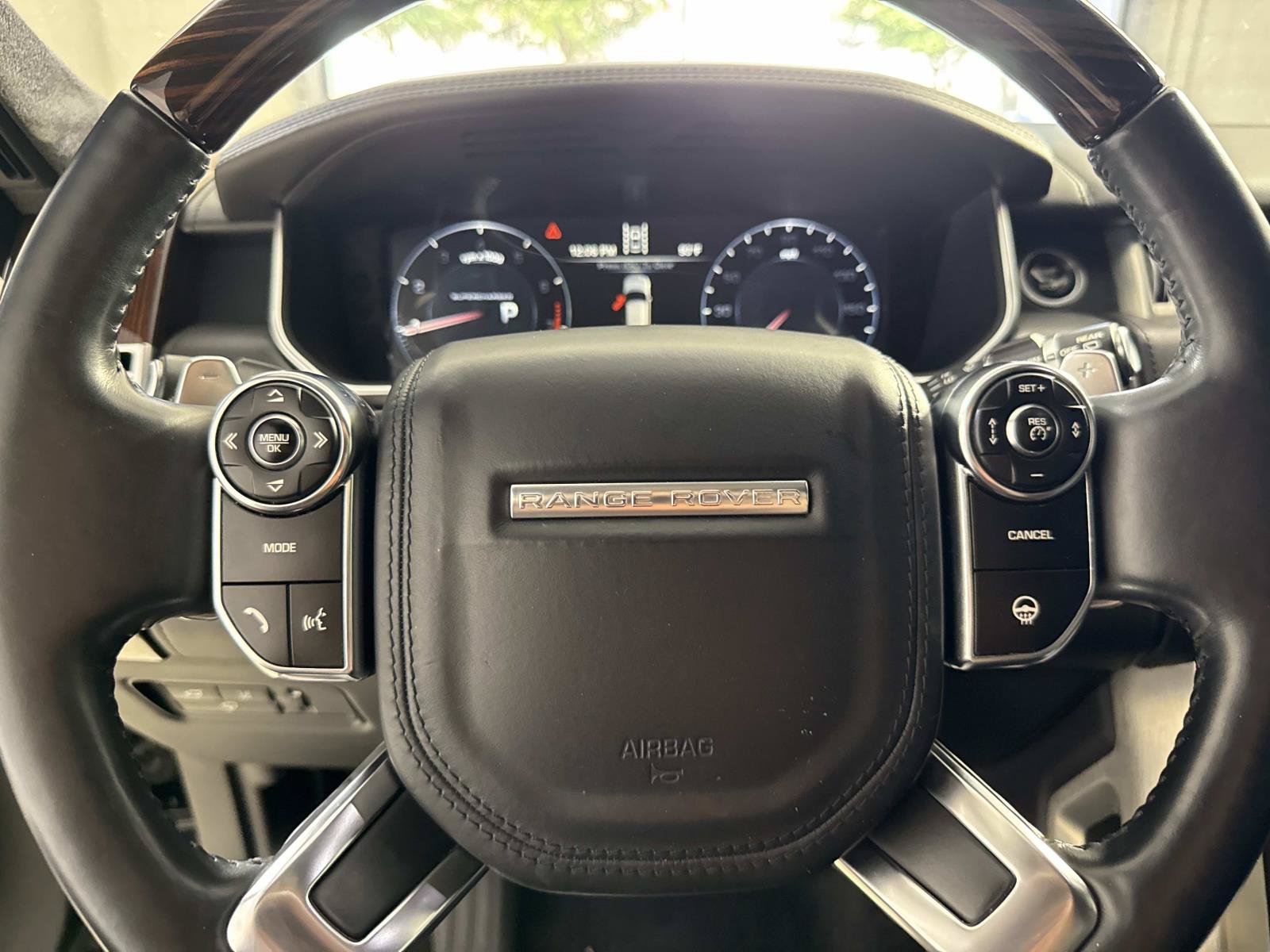 Used 2014 Land Rover Range Rover Long Wheelbase Autobiography AWD/4WD image 28