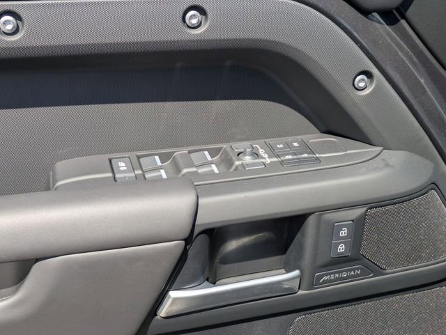 Used 2025 Land Rover Defender 110 S AWD/4WD image 24