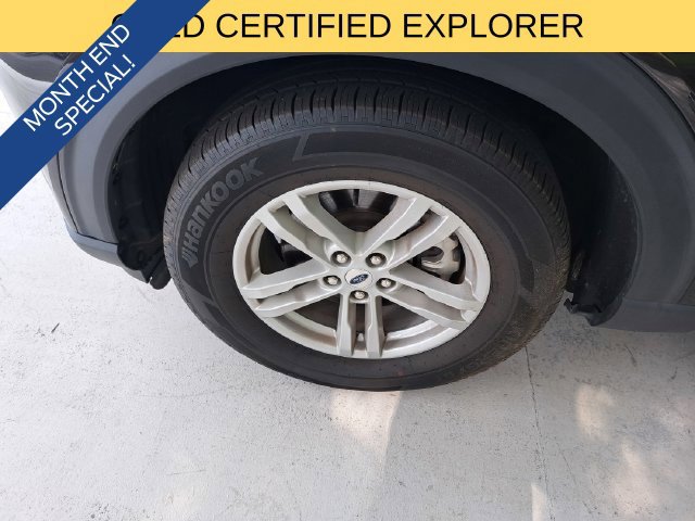 Used 2024 Ford Explorer XLT w/ Equipment Group 202A RWD image 30