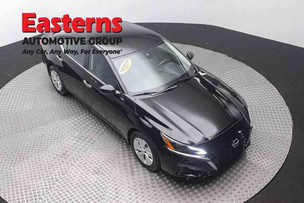 Used 2023 Nissan Altima 2.5 S FWD image 3