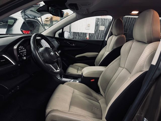 Used 2024 Subaru Ascent Premium w/ Convenience Package image 16