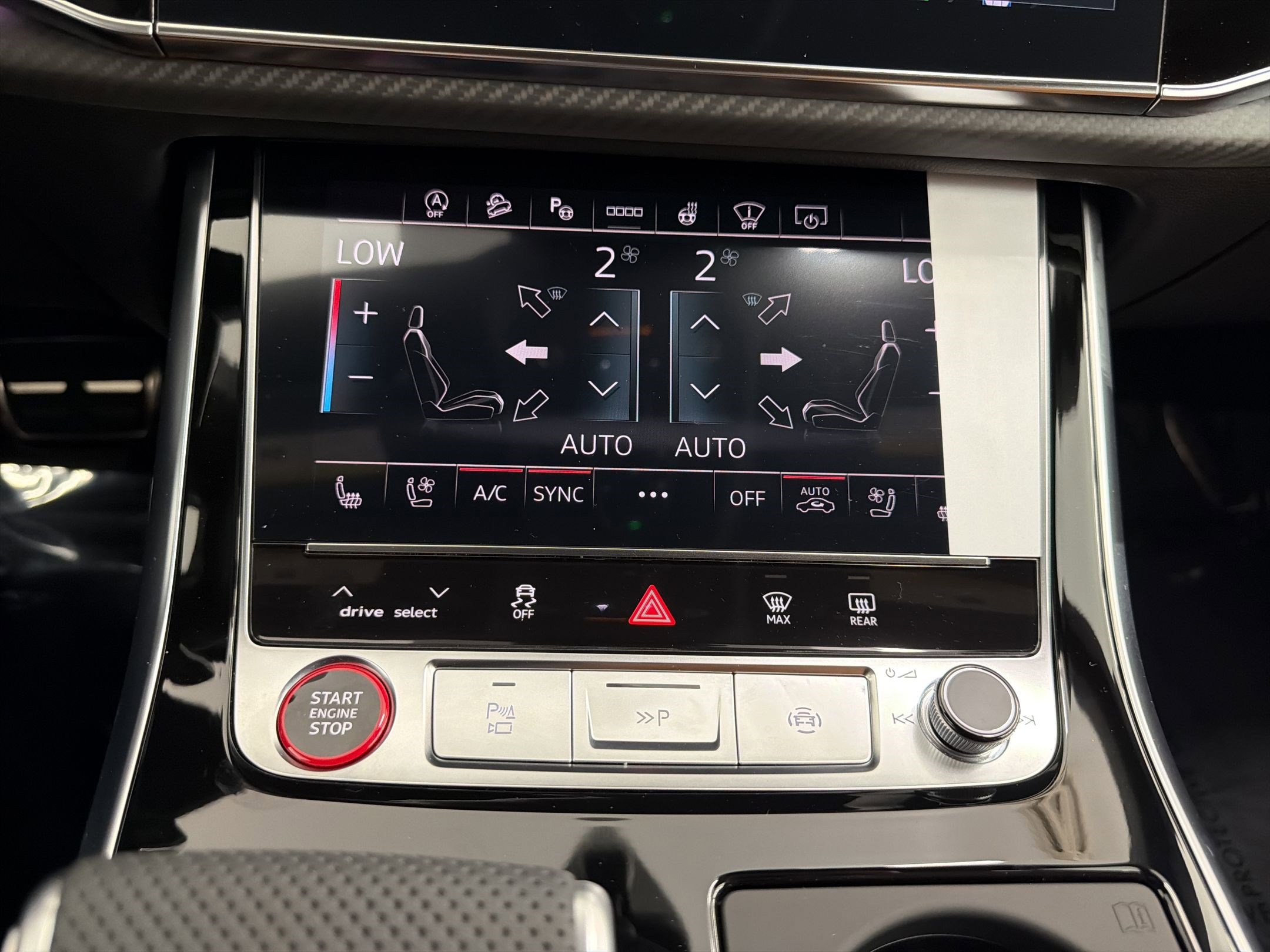 New 2026 Audi RS Q8 performance AWD/4WD image 25