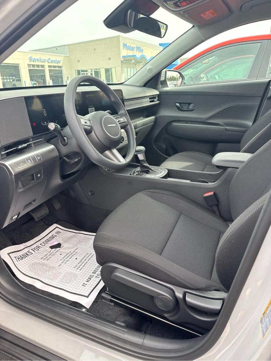 New 2027 Hyundai Kona SE AWD/4WD image 19