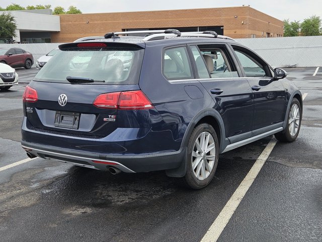 Used 2017 Volkswagen Golf Alltrack SE AWD/4WD image 4