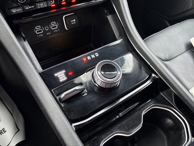 Used 2023 Jeep Grand Cherokee L Limited image 24