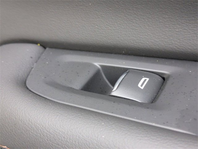 New 2025 Chevrolet Suburban High Country image 39