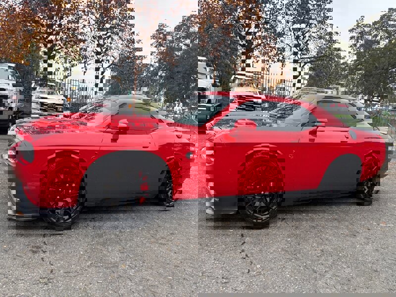 Used 2016 Dodge Challenger SRT Hellcat image 2