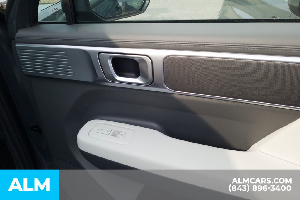 Used 2024 Hyundai Santa Fe SE image 14