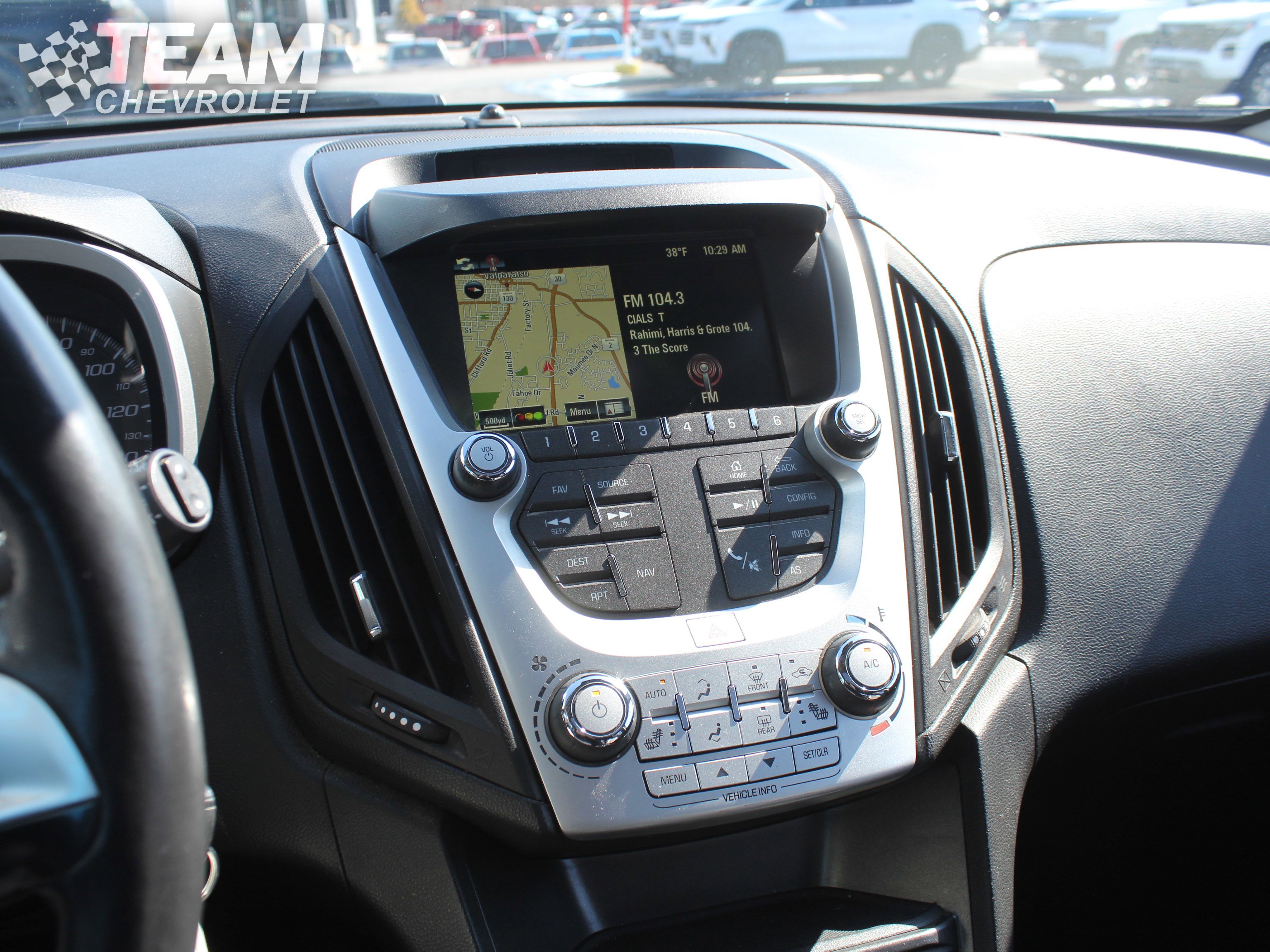 Used 2017 Chevrolet Equinox Premier w/ Enhanced Convenience Package image 17