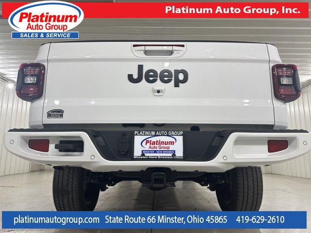 Used 2023 Jeep Gladiator Overland image 53