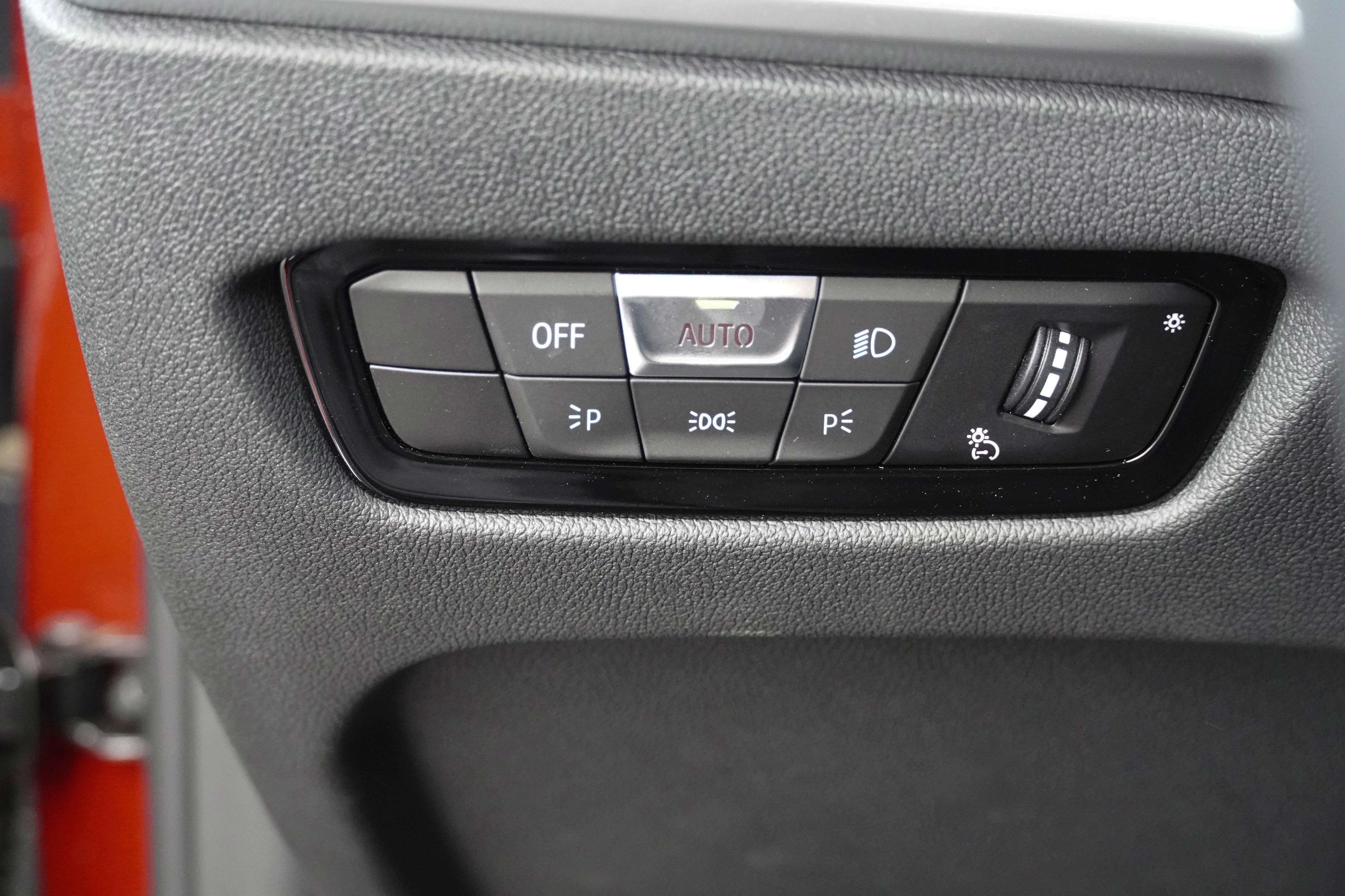 Used 2025 BMW 430i w/ Premium Package image 17