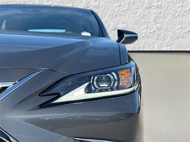 New 2025 Lexus ES 350 w/ Premium Package image 9