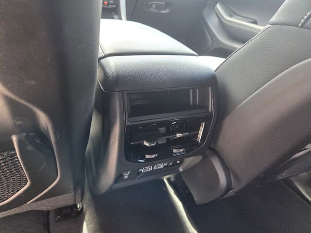 Certified 2025 Jeep Grand Cherokee Limited w/ Black Appearance Package image 7