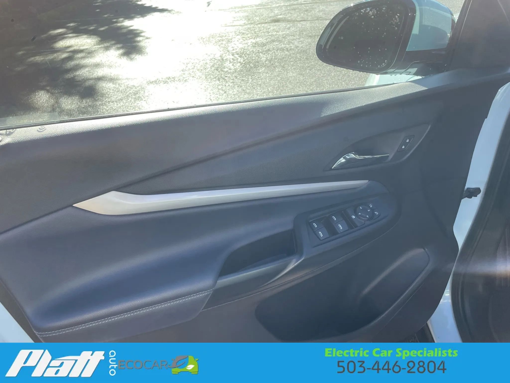 Used 2022 Chevrolet Bolt EUV LT w/ Convenience Package image 19