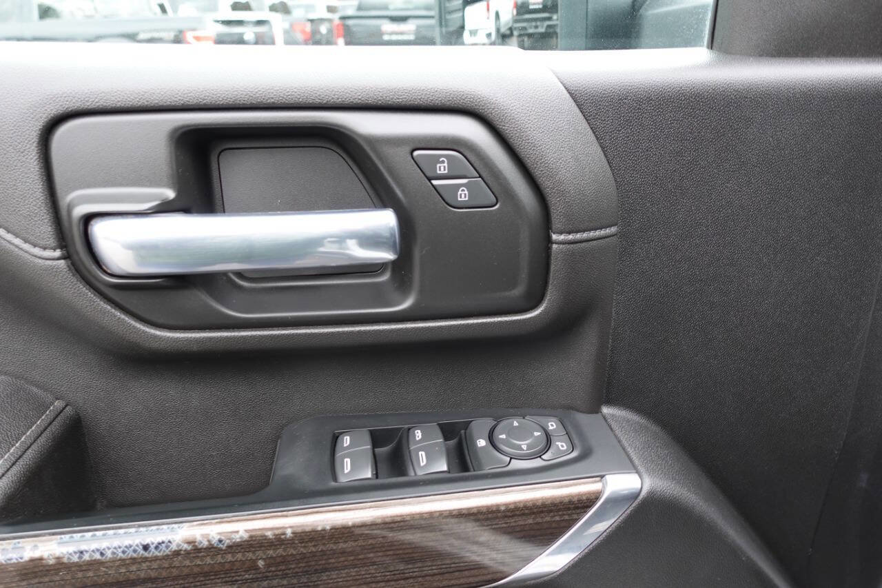 Used 2023 Chevrolet Silverado 2500 LT w/ Snow Plow Prep/Camper Package image 15