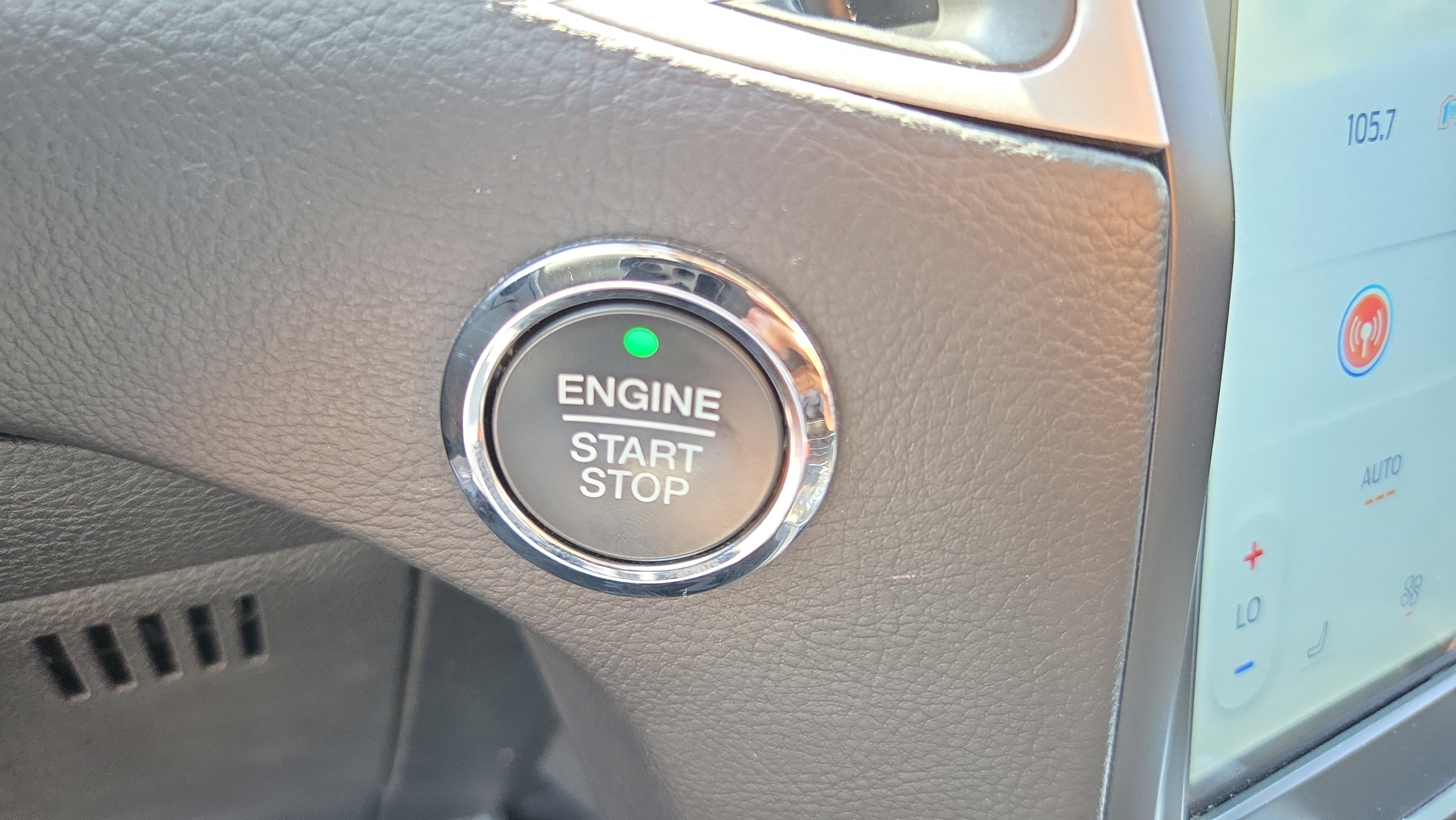 Used 2024 Ford Edge SEL AWD/4WD image 22