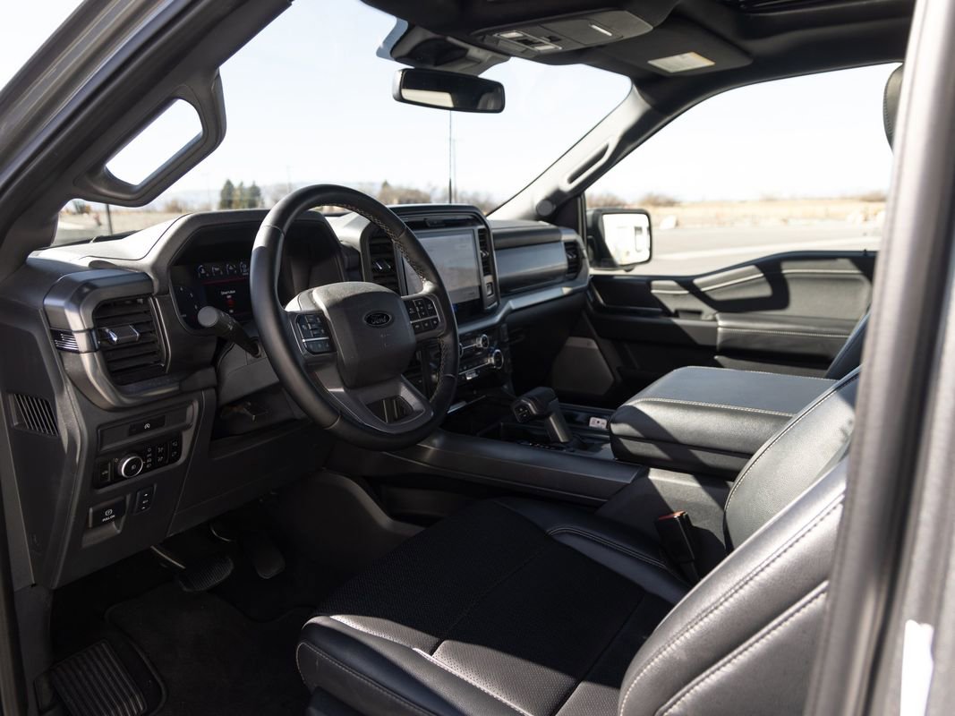 Used 2025 Ford F150 Lariat AWD/4WD image 13