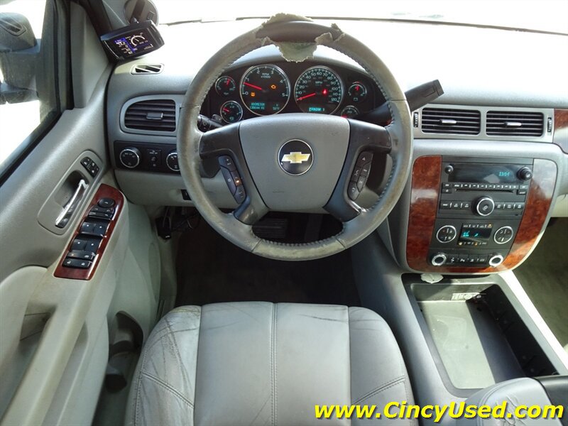 Used 2011 Chevrolet Silverado 2500 LTZ w/ LTZ Plus Package AWD/4WD image 16