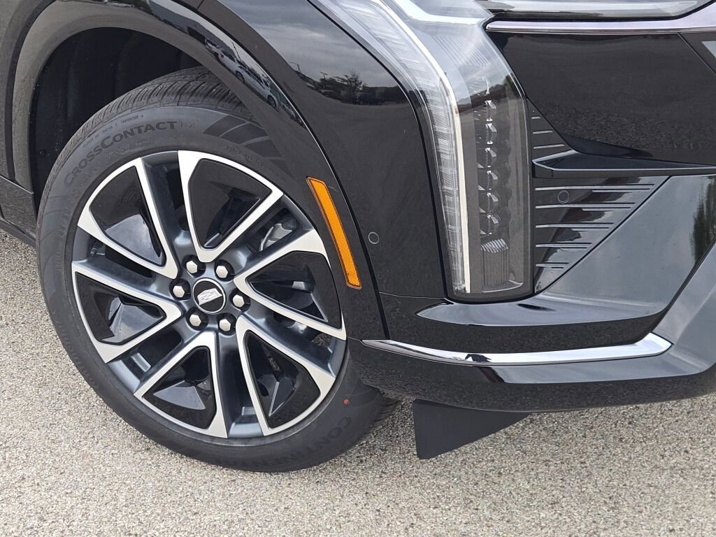 New 2026 Cadillac Optiq Sport 1 RWD video 3