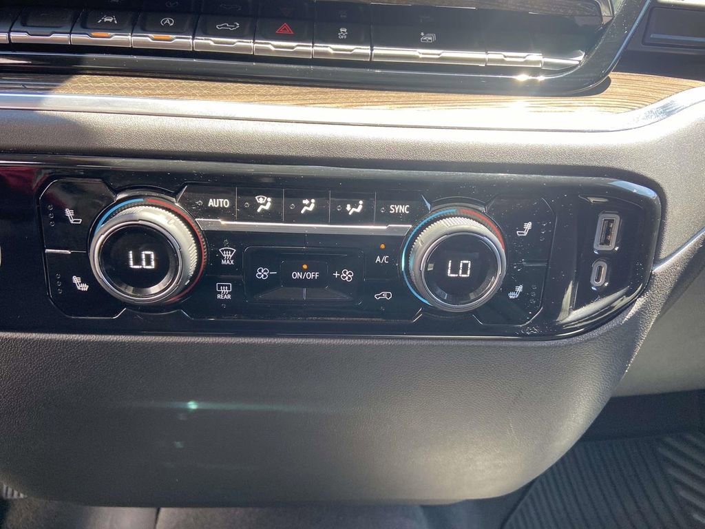 Used 2022 Chevrolet Silverado 1500 LT RWD image 27