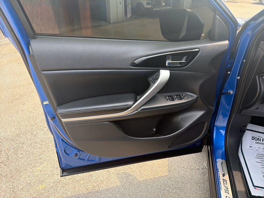 Used 2024 Mitsubishi Eclipse Cross SE AWD/4WD image 12
