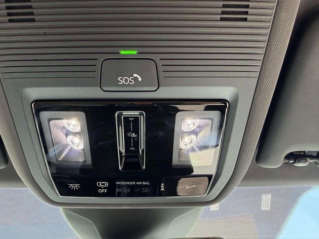 Used 2023 Volkswagen ID.4 Pro S AWD/4WD image 32