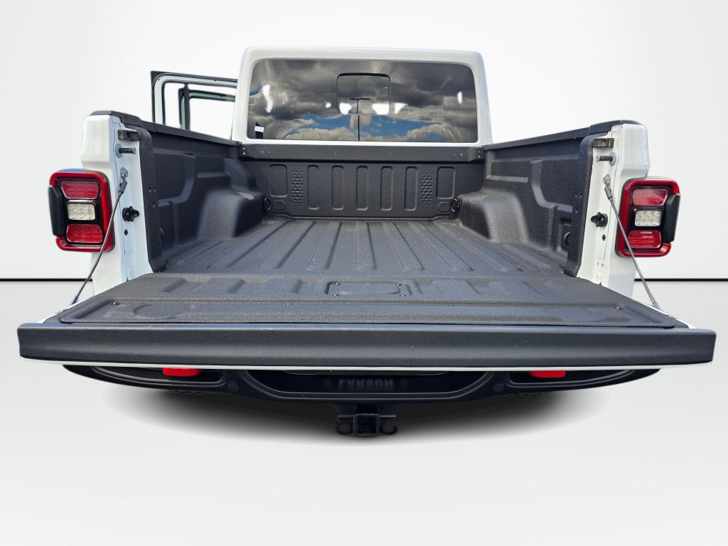 Used 2024 Jeep Gladiator Rubicon AWD/4WD image 14