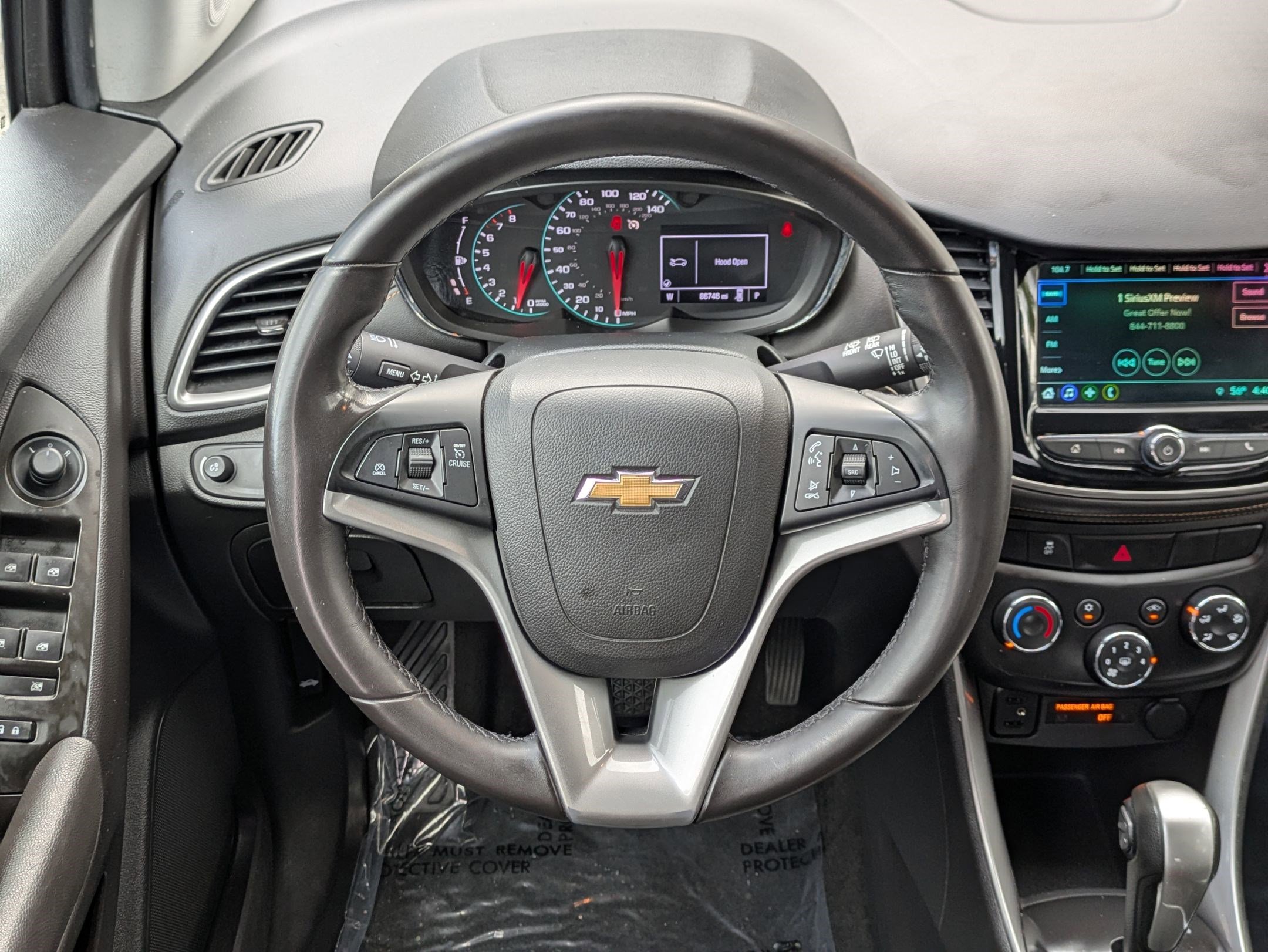 Used 2018 Chevrolet Trax LT w/ LT Convenience Package image 17