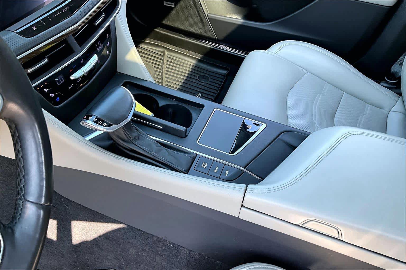 Used 2018 Cadillac CT6 Premium Luxury w/ Super Cruise Package AWD/4WD image 17