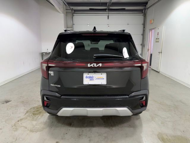 Used 2025 Kia Seltos S FWD image 6