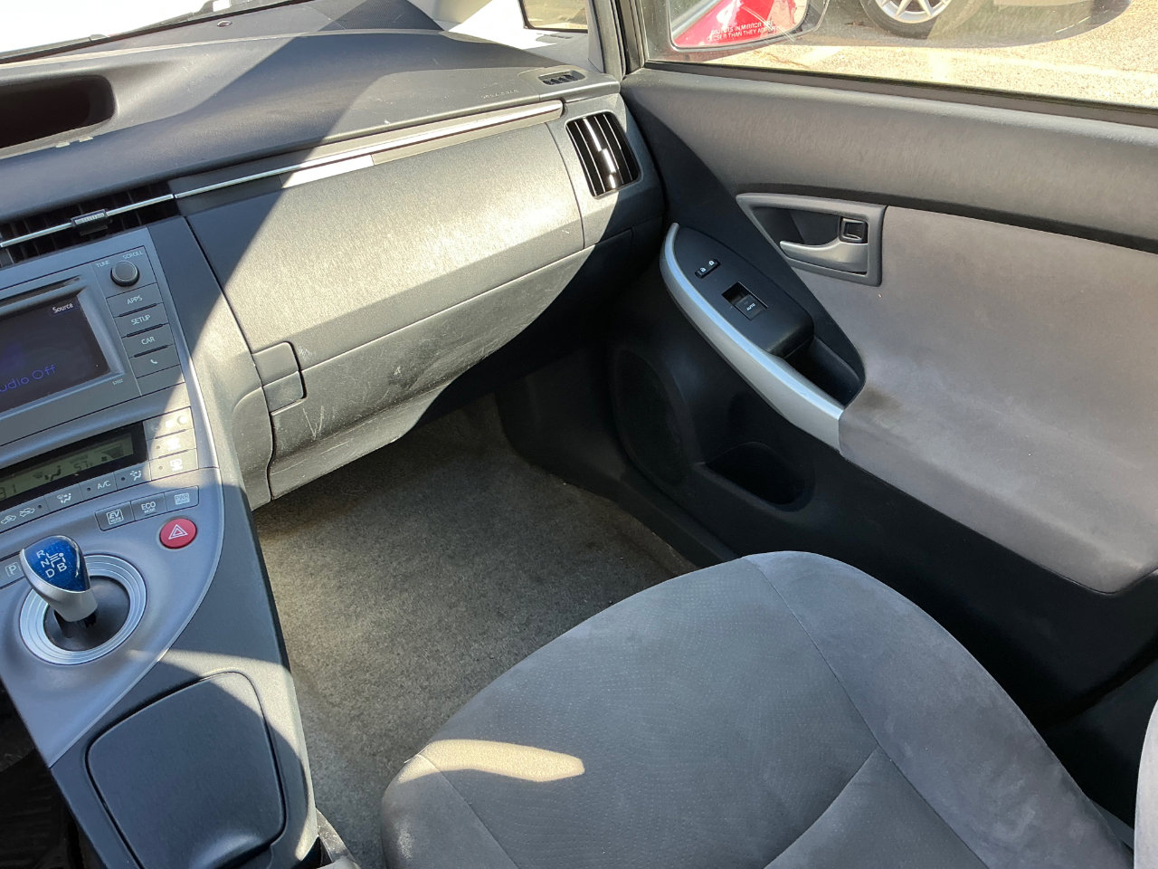 Used 2014 Toyota Prius Three image 18