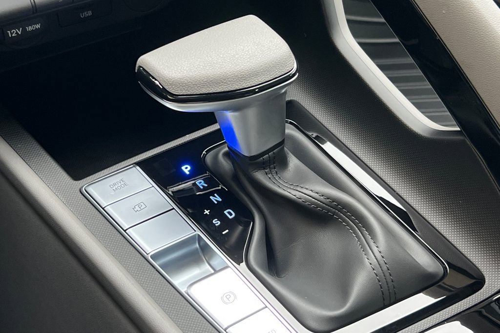 New 2026 Hyundai Elantra Blue image 18