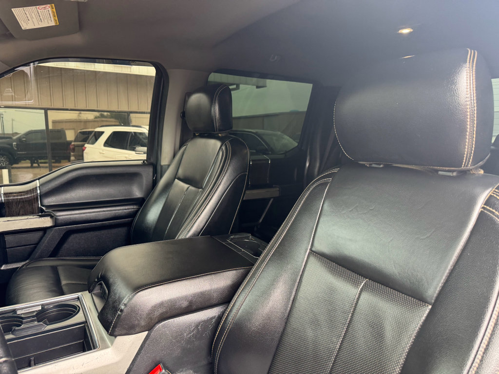 Used 2021 Ford F250 Lariat w/ Lariat Value Package AWD/4WD image 18