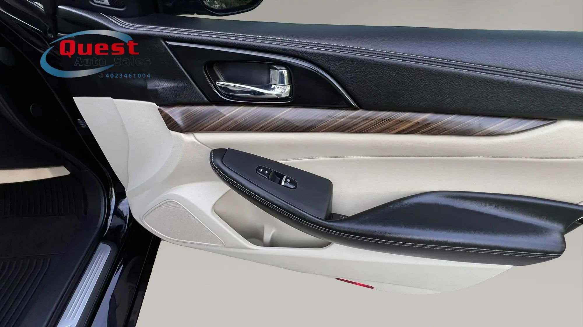 Used 2017 Nissan Maxima Platinum FWD image 12
