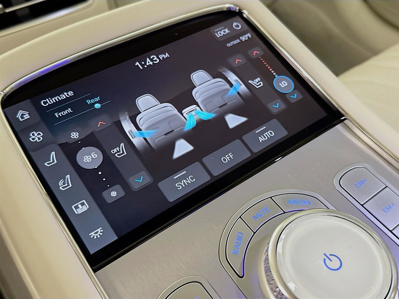 New 2025 Genesis G90 3.5T image 27