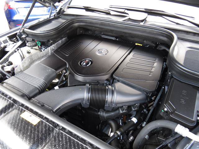 Used 2025 Mercedes-Benz GLE 450e 4MATIC w/ Driver Assistance Package image 7