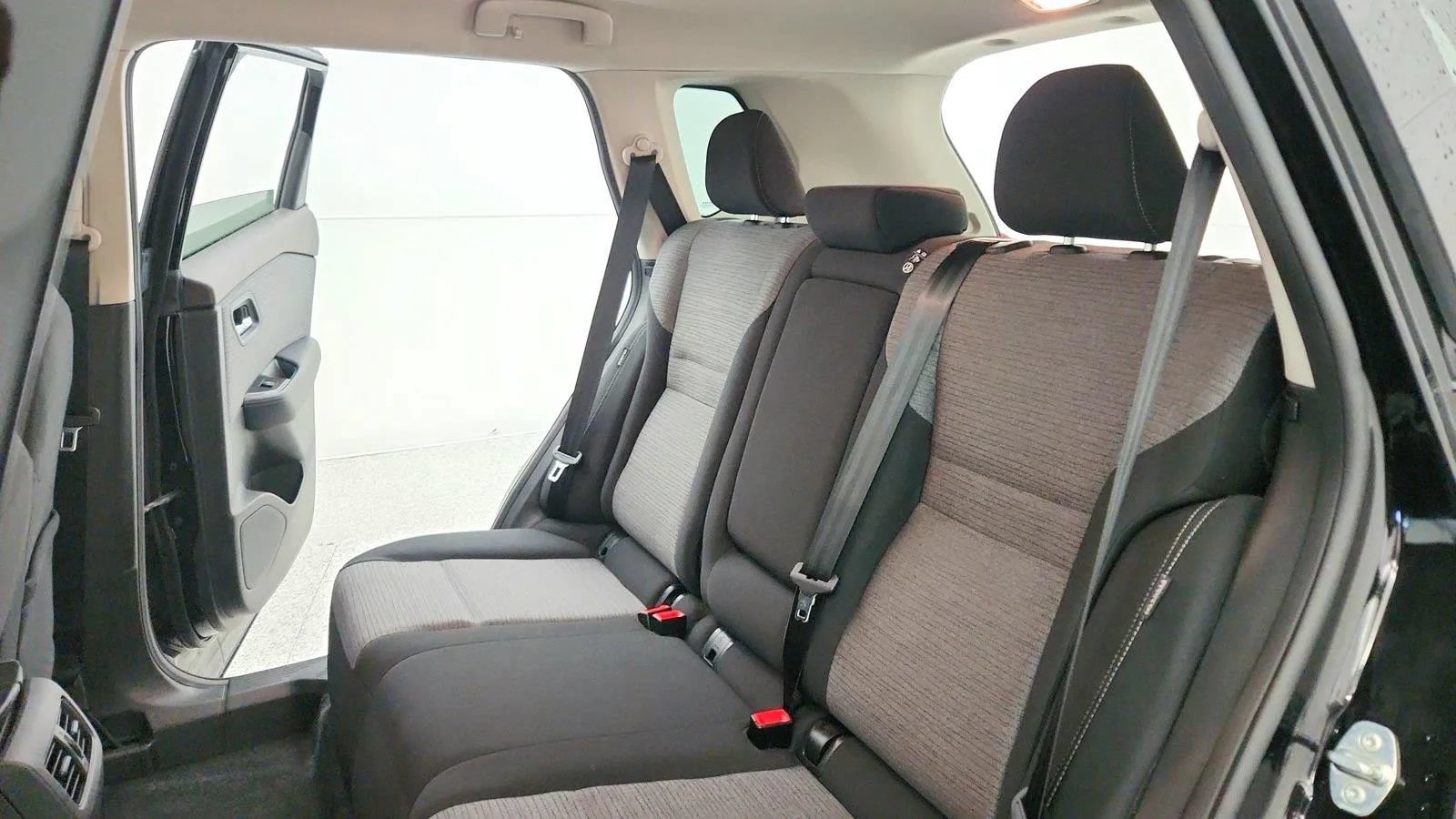 Used 2023 Nissan Rogue SV AWD/4WD image 22