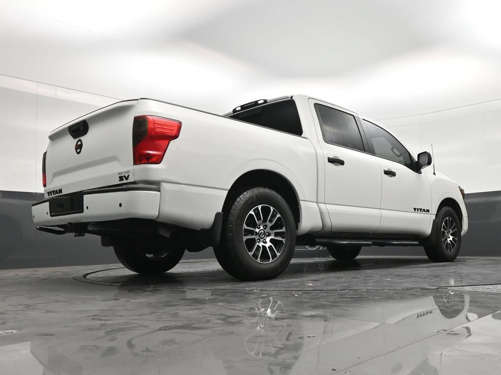 Used 2021 Nissan Titan SV w/ SV Convenience Package RWD image 23